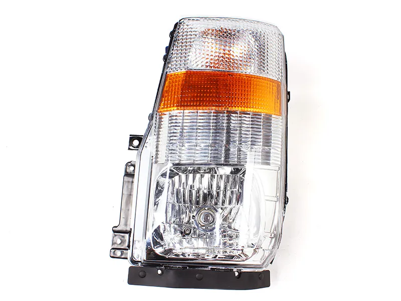 Фара левая в сборе JAC N75 N80 N90 N120 4121910LE010